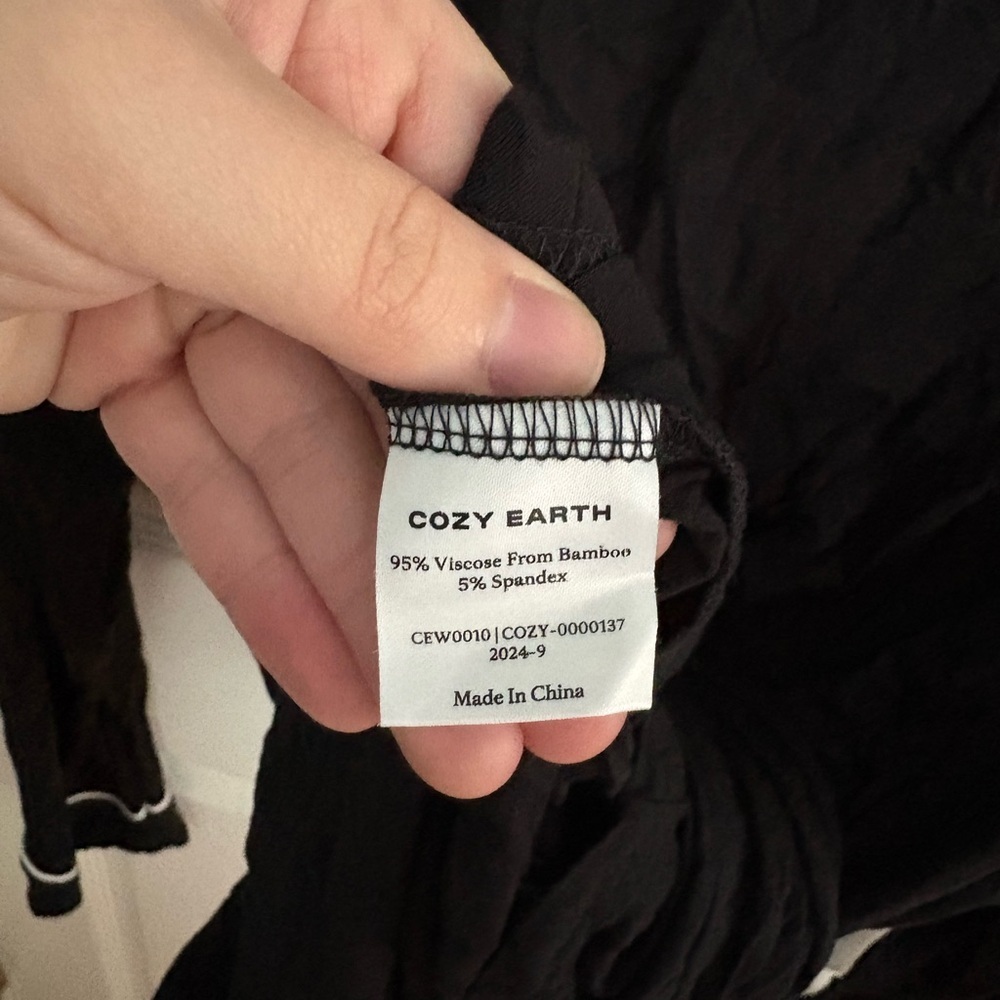 Cozy Earth Bamboo Black Pajama Top Medium - Picture 5 of 5